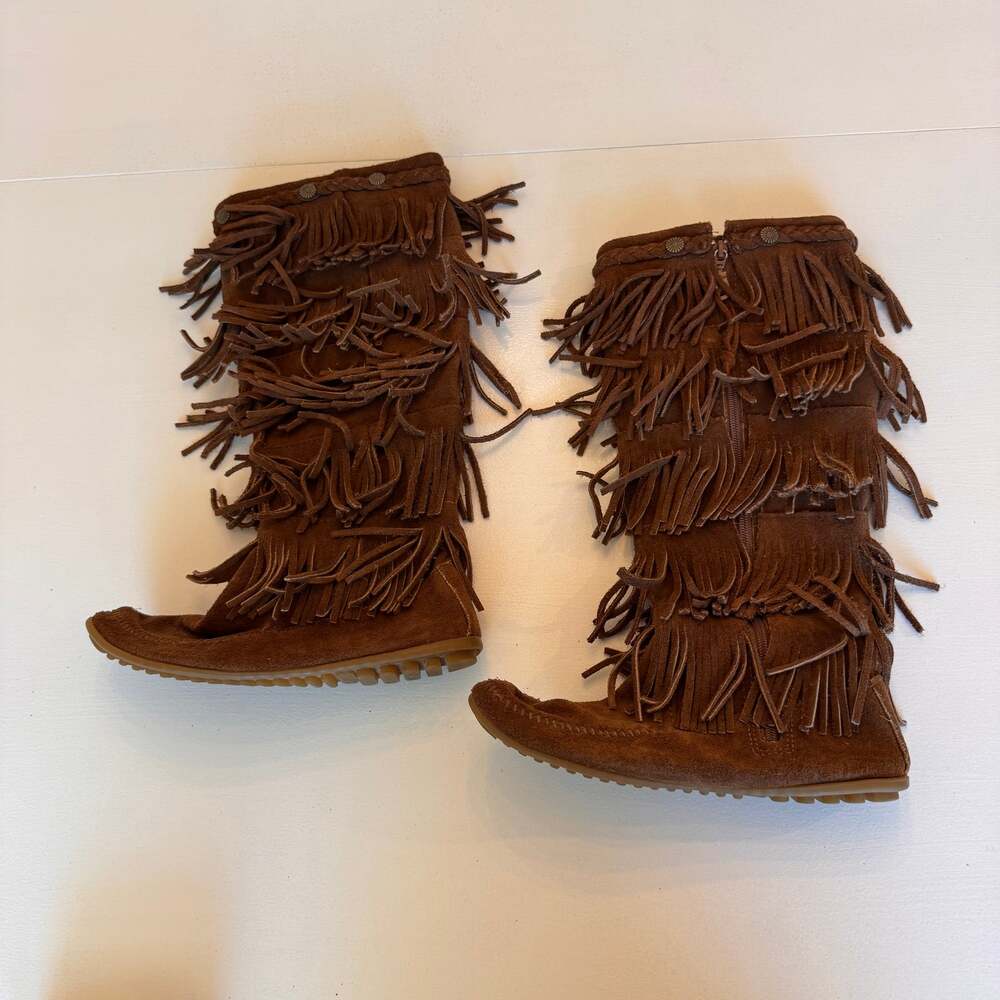 Minnetonka Women's 5-Layer Fringe Boot Dusty Brown 1658 Size 7 Boho Western